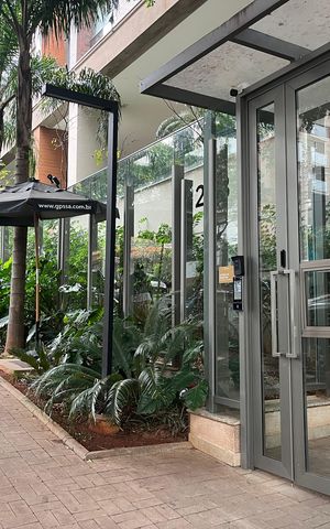 Apartamento à venda com 222m², 4 quartos e 5 vagas Apartamento à venda com 222m², 4 quartos e 5 vagasFachada do Prédio