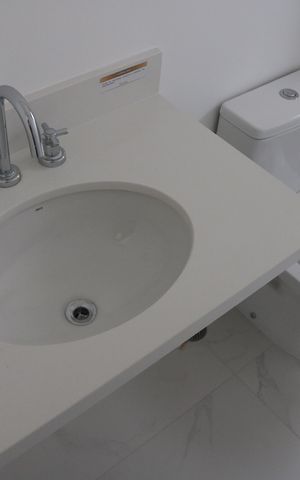 Apartamento à venda com 222m², 4 quartos e 5 vagasBanheiro 2