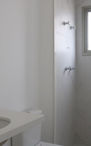 Apartamento à venda com 222m², 4 quartos e 5 vagasBanheiro 2