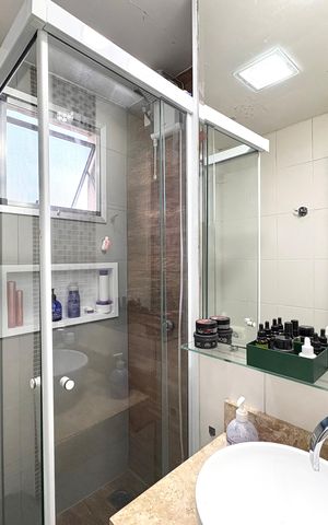 Apartamento à venda com 49m², 2 quartos e 1 vaga Apartamento à venda com 49m², 2 quartos e 1 vagaBanheiro