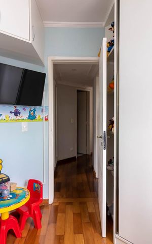 Apartamento à venda com 76m², 3 quartos e 2 vagasQuarto 2