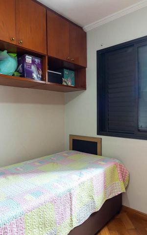 Apartamento à venda com 76m², 3 quartos e 2 vagasQuarto 3