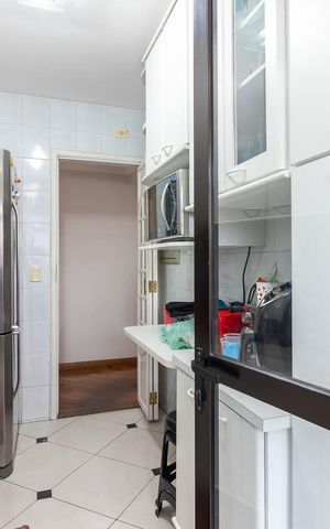 Apartamento à venda com 76m², 3 quartos e 2 vagasCozinha