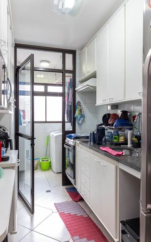 Apartamento à venda com 76m², 3 quartos e 2 vagasCozinha