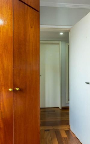 Apartamento à venda com 76m², 3 quartos e 2 vagasQuarto 3