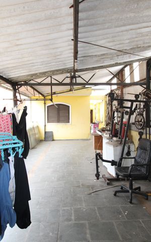 Casa à venda com 150m², 3 quartos e 6 vagasÁrea de Serviço