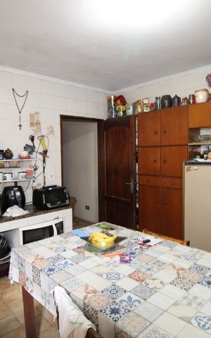 Casa à venda com 150m², 3 quartos e 6 vagasCozinha