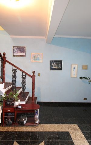 Casa à venda com 150m², 3 quartos e 6 vagasSala