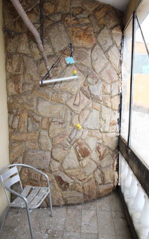 Casa à venda com 150m², 3 quartos e 6 vagasQuarto 1 - Varanda