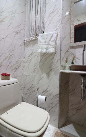 Apartamento à venda com 160m², 4 quartos e 3 vagasLavabo