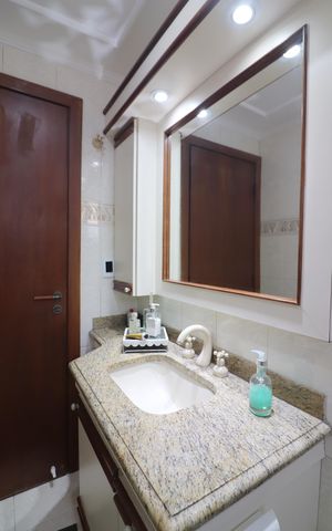 Apartamento à venda com 160m², 4 quartos e 3 vagasSuíte 2 Banheiro 