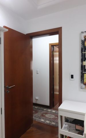 Apartamento à venda com 160m², 4 quartos e 3 vagasEscritório