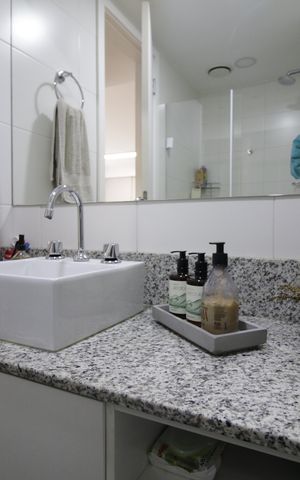 Apartamento à venda com 129m², 4 quartos e 2 vagasBanheiro