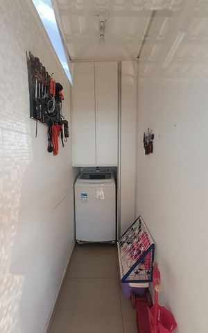Apartamento à venda com 130m², 3 quartos e 2 vagas Apartamento à venda com 130m², 3 quartos e 2 vagasÁrea de Serviço