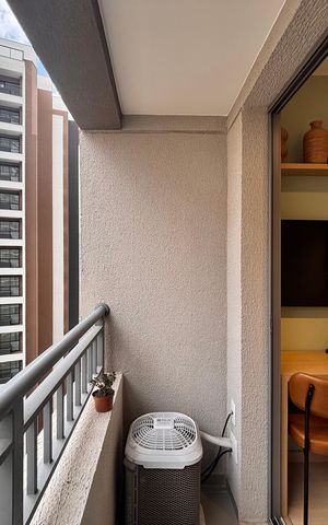 Apartamento para alugar com 24m², 1 quarto e sem vaga Apartamento para alugar com 24m², 1 quarto e sem vagaVaranda