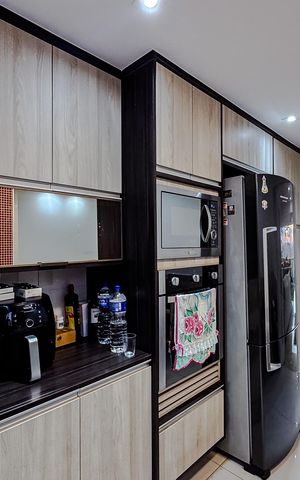Apartamento à venda com 220m², 3 quartos e 3 vagas Apartamento à venda com 220m², 3 quartos e 3 vagasCozinha