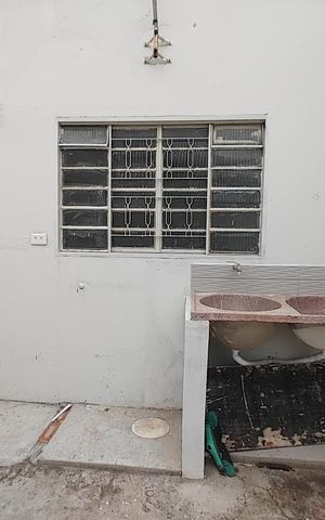 Casa para alugar com 45m², 1 quarto e sem vaga Casa para alugar com 45m², 1 quarto e sem vagaLavanderia