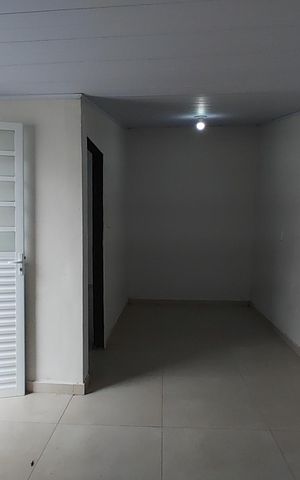 Casa para alugar com 45m², 1 quarto e sem vaga Casa para alugar com 45m², 1 quarto e sem vagaSala