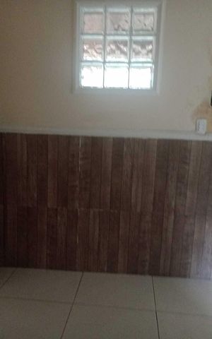 Casa para alugar com 45m², 2 quartos e 1 vaga Casa para alugar com 45m², 2 quartos e 1 vagaQuarto