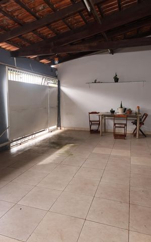 Casa à venda com 156m², 3 quartos e 2 vagasGaragem