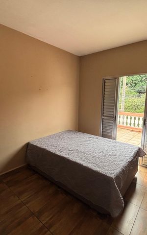 Casa à venda com 170m², 3 quartos e 2 vagas Casa à venda com 170m², 3 quartos e 2 vagasQuarto 1