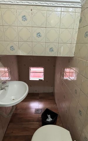 Casa à venda com 170m², 3 quartos e 2 vagas Casa à venda com 170m², 3 quartos e 2 vagasLavabo