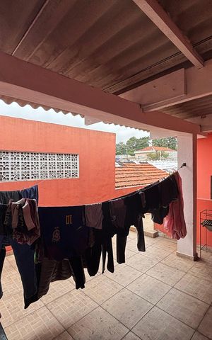 Casa à venda com 170m², 3 quartos e 2 vagas Casa à venda com 170m², 3 quartos e 2 vagasÁrea de Serviço