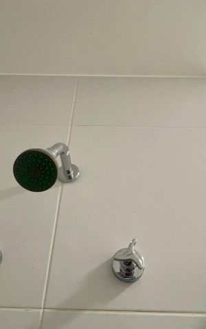 Studio para alugar com 25m², 1 quarto e sem vaga Studio para alugar com 25m², 1 quarto e sem vagaBanheiro