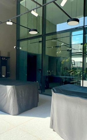 Studio para alugar com 25m², 1 quarto e sem vaga Studio para alugar com 25m², 1 quarto e sem vagaSala de Jogos
