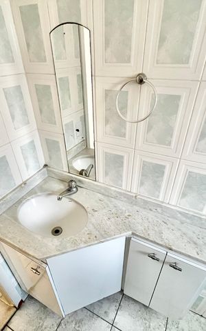 Casa para alugar com 226m², 3 quartos e sem vaga Casa para alugar com 226m², 3 quartos e sem vagaBanheiro