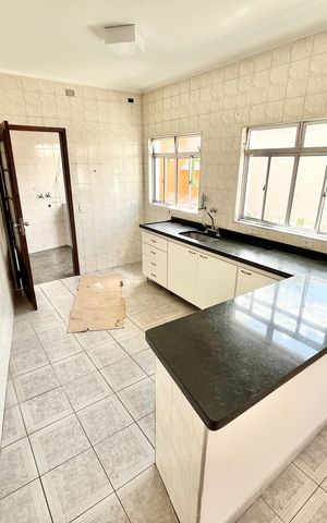 Casa para alugar com 226m², 3 quartos e sem vaga Casa para alugar com 226m², 3 quartos e sem vagaSala/Cozinha