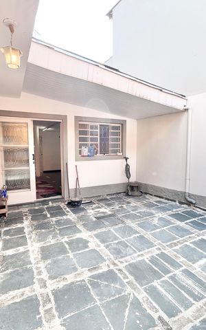Casa para alugar com 226m², 3 quartos e sem vaga Casa para alugar com 226m², 3 quartos e sem vagaGaragem