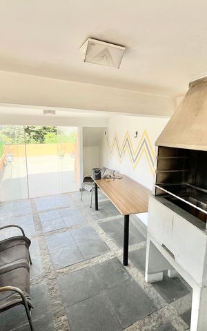 Casa para alugar com 226m², 3 quartos e sem vaga Casa para alugar com 226m², 3 quartos e sem vagaÁrea comum - Churrasqueira
