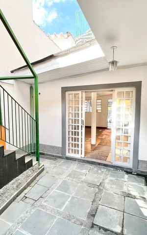 Casa para alugar com 226m², 3 quartos e sem vaga Casa para alugar com 226m², 3 quartos e sem vagaQuintal