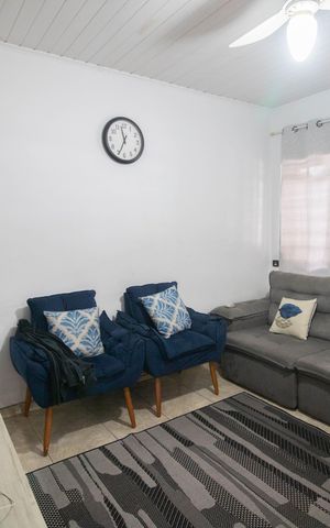 Casa à venda com 220m², 4 quartos e 3 vagas Casa à venda com 220m², 4 quartos e 3 vagasSALA