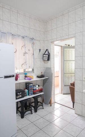 Casa à venda com 220m², 4 quartos e 3 vagas Casa à venda com 220m², 4 quartos e 3 vagasCASA 3- COZINHA