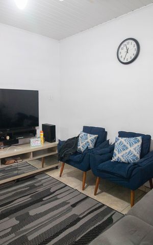 Casa à venda com 220m², 4 quartos e 3 vagas Casa à venda com 220m², 4 quartos e 3 vagasSALA