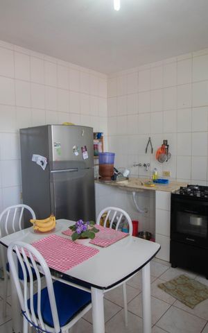 Casa à venda com 220m², 4 quartos e 3 vagas Casa à venda com 220m², 4 quartos e 3 vagasCASA 2- COZINHA