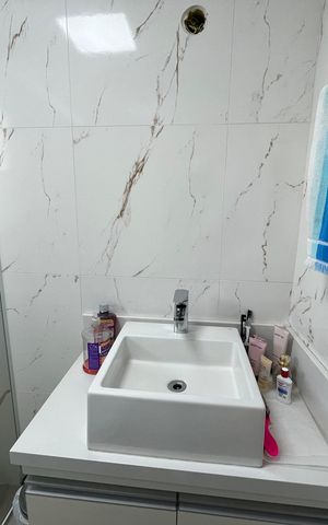 Apartamento para alugar com 195m², 3 quartos e 2 vagas Apartamento para alugar com 195m², 3 quartos e 2 vagasBanheiro