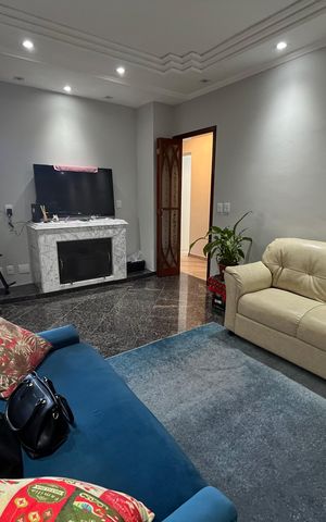 Apartamento para alugar com 195m², 3 quartos e 2 vagas Apartamento para alugar com 195m², 3 quartos e 2 vagasSala