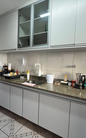 Apartamento para alugar com 195m², 3 quartos e 2 vagas Apartamento para alugar com 195m², 3 quartos e 2 vagasCozinha