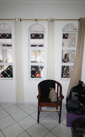 Casa para alugar com 230m², 3 quartos e 2 vagasSala 1