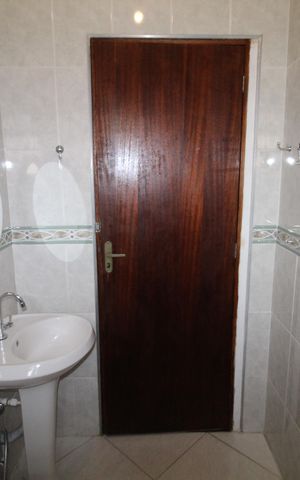 Casa para alugar com 230m², 3 quartos e 2 vagasBanheiro 1