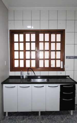 Casa para alugar com 230m², 3 quartos e 2 vagasCozinha