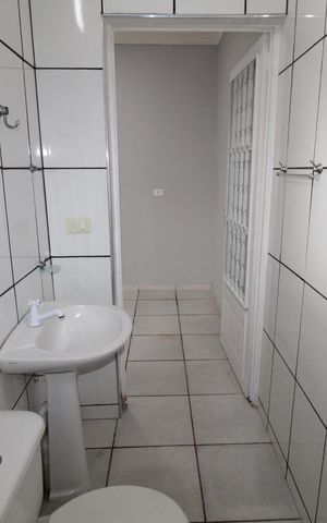 Casa para alugar com 230m², 3 quartos e 2 vagasBanheiro da Suíte