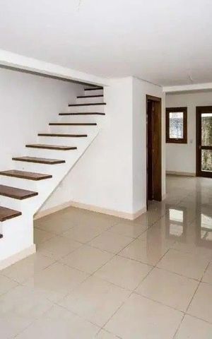 Casa à venda com 79m², 2 quartos e 2 vagas Casa à venda com 79m², 2 quartos e 2 vagasCozinha