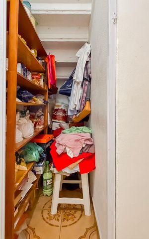 Casa à venda com 80m², 2 quartos e sem vaga Casa à venda com 80m², 2 quartos e sem vagaDespensa