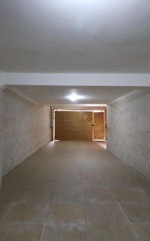 Casa à venda com 350m², 3 quartos e 4 vagasGaragem