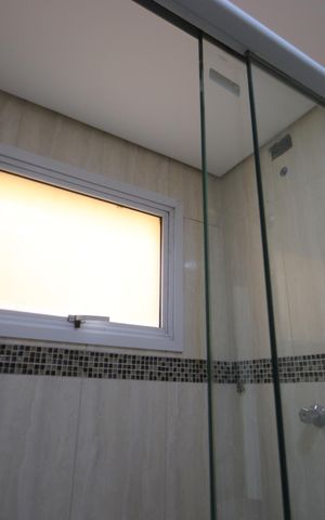 Casa à venda com 350m², 3 quartos e 4 vagasBanheiro da Suíte