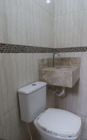 Casa à venda com 350m², 3 quartos e 4 vagasBanheiro da Lavanderia